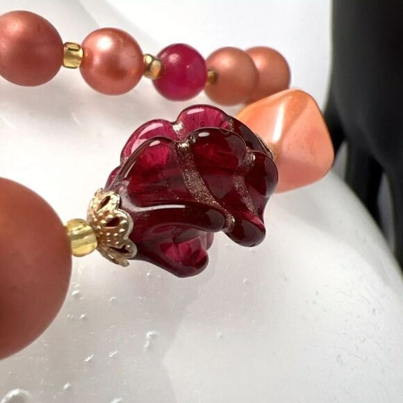 Red & Pink Glass Uranium wedding Cake - Picture 6 of 16